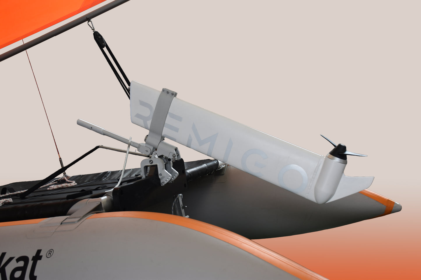 Outboard motor – REMIGO ONE NEO
