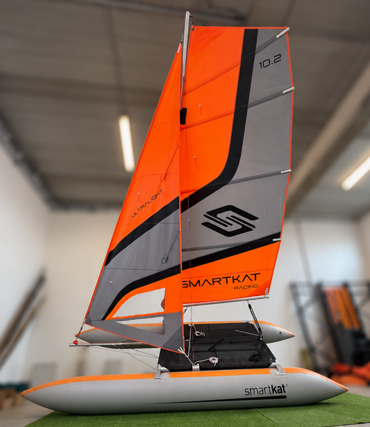 smartkat® 500 – Demo Boat | End-of-Season Special